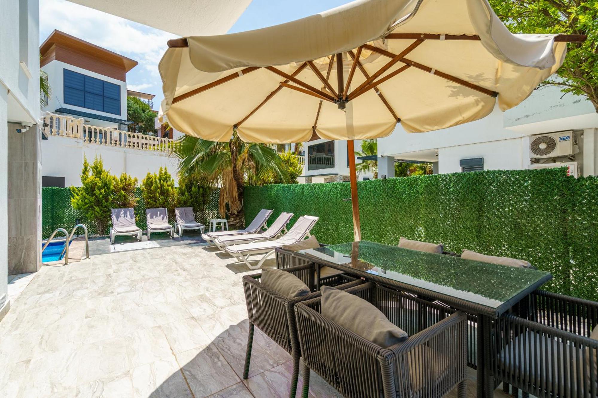 Luxury Villa Ada Marin Kusadasi Luaran gambar